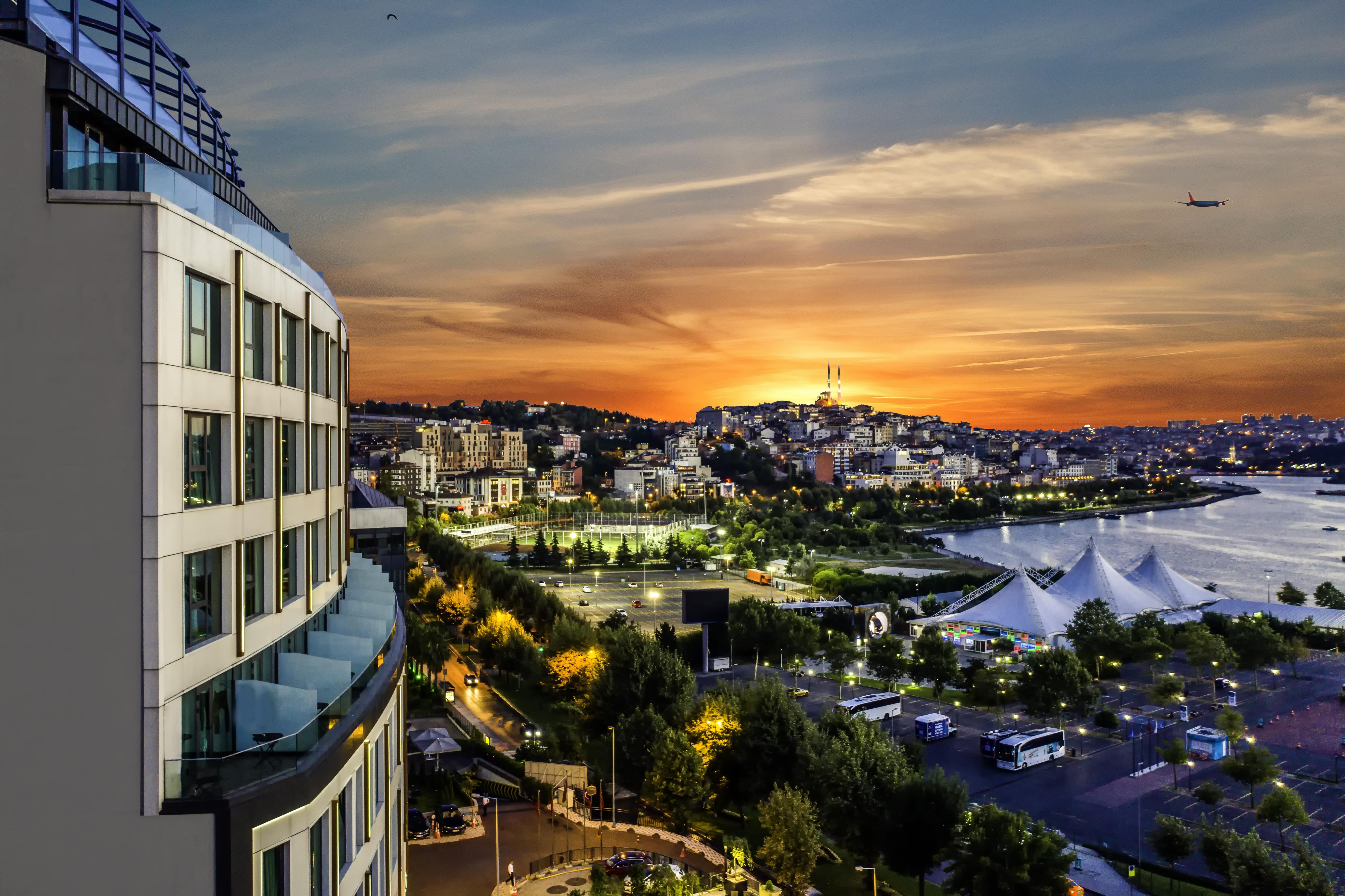 Clarion Hotel Golden Horn Istanbul Exterior photo
